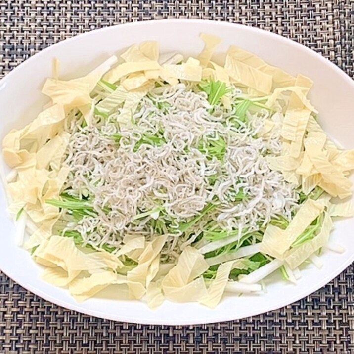湯葉とちりめんのサラダ!柚子胡椒